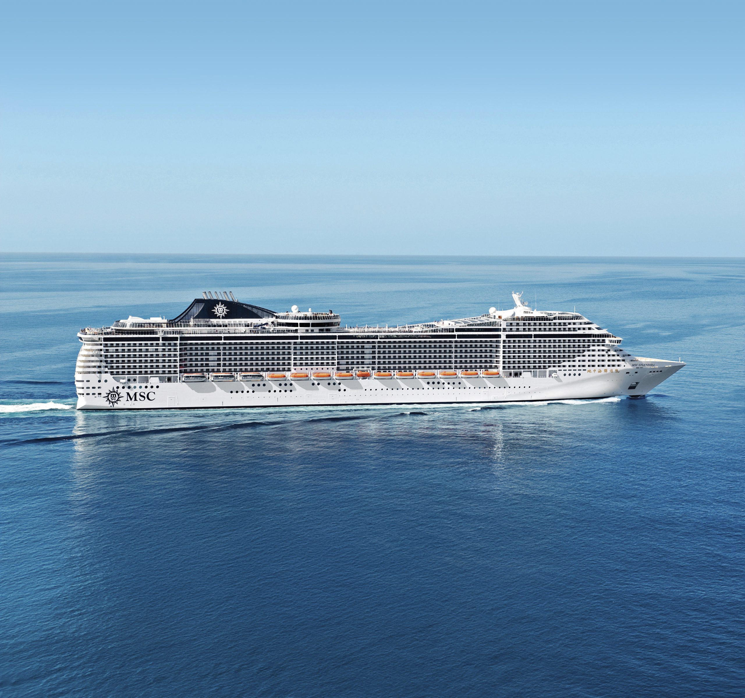MSC Splendida navegando em alto-mar