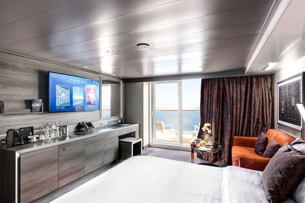 large_Msc_Grandiosa_Yacht_Club_Suite_Deluxe